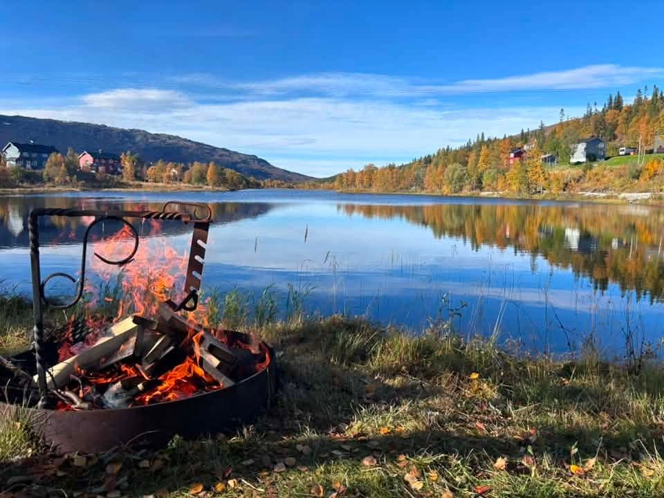 Bål ved Lisskorovatnet