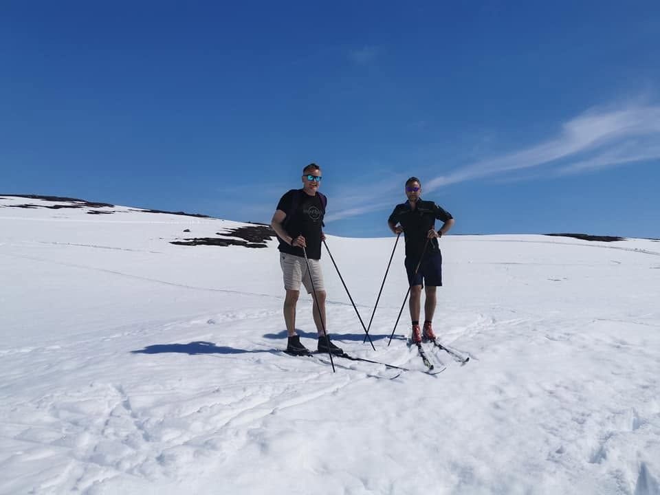 På ski i solskinnet